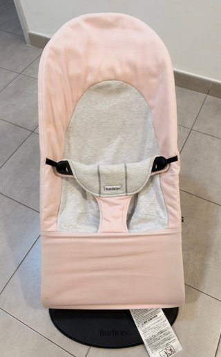 Hamaca BabyBjörn Rosa y Gris