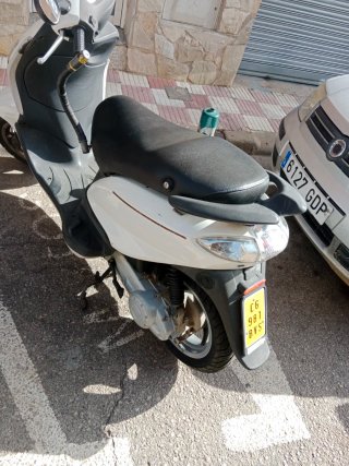 Scooter Piaggio Blanca