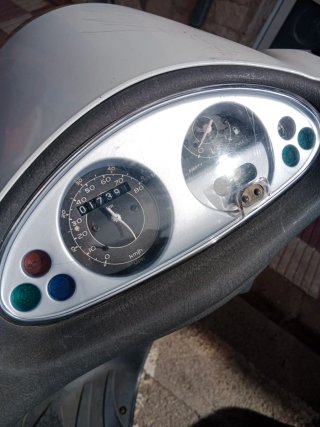 Scooter Piaggio Blanca