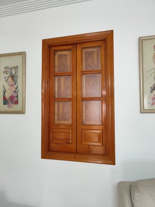 Ventana de Madera color cerezo miel
