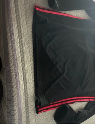 Sudadera adidas negra y roja XXL