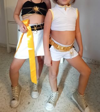 Disfraz de Rumi y Mira de Guerreras K-Pop