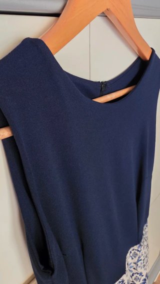 Vestido de fiesta negro y azul