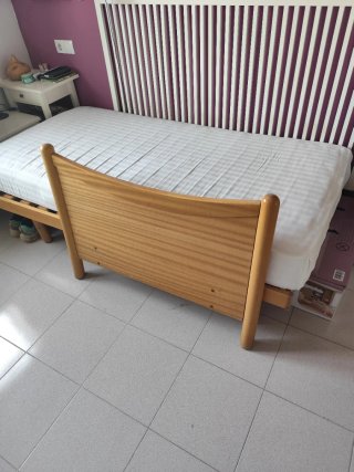 Cama 180x90cm con cabecero de madera