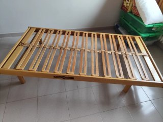 Cama 180x90cm con cabecero de madera