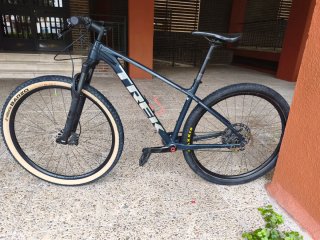 Bicicleta Trek X-Caliber 9 (2021). Talla M/L