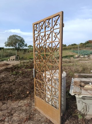 Puerta de Hierro Forjado