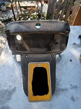Portamatrícula y Porta Faros para Zip agua