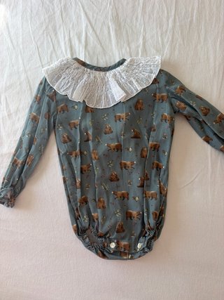 Body de Bebé Estampado con Cuello Volante