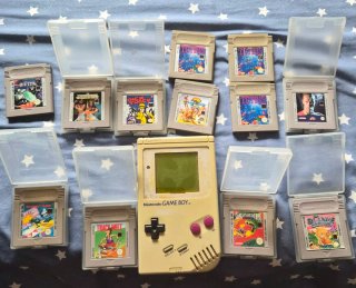 Nintendo Game Boy + 10 Juegos