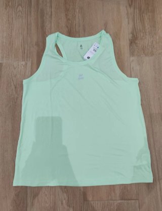 Camiseta deportiva verde sin mangas