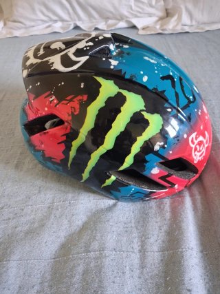 Casco BTT Monster Energy