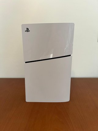 PlayStation 5 Slim Bianca