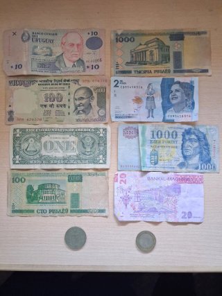 Lote de Billetes y Monedas Extranjeras