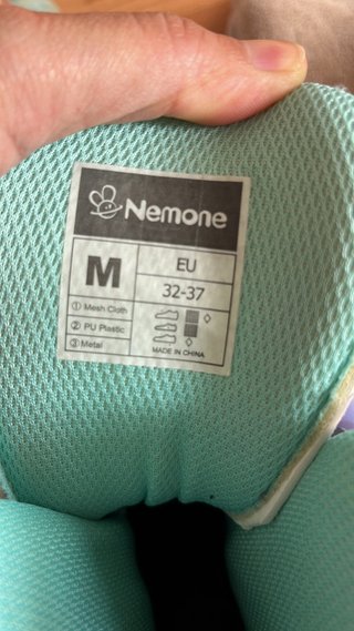 Patines de 4 ruedas NEMONE para niña