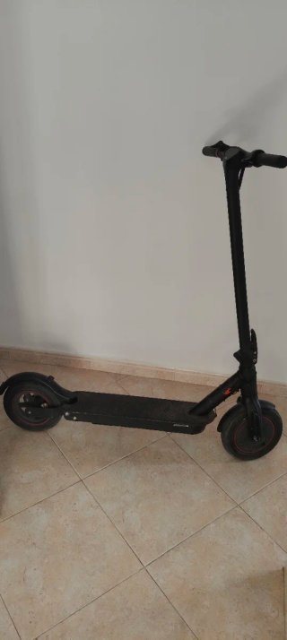 Patinete Eléctrico Negro