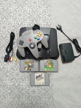 Nintendo 64. Mario kart, super Mario y 1080. PAL