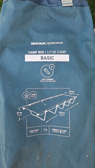 Kit acampada: Tienda, catre, colchon e inflador.