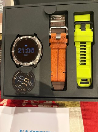 Garmin Fenix 8 51mm Plata/Amarillo