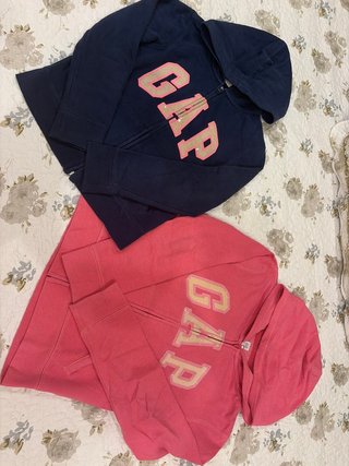 Lote 2 Sudaderas Gap Azul y Rosa
