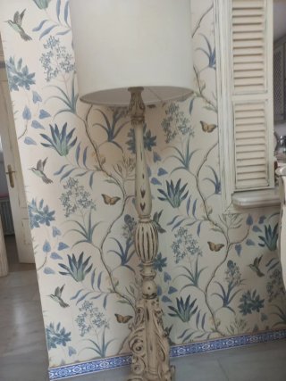 Lámpara de pie estilo Shabby Chic