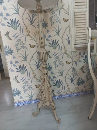 Lámpara de pie estilo Shabby Chic