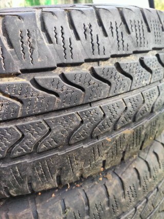 4 Neumáticos Goodyear 235/65/16
