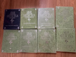Pack 7 libros sobre Medicina Naturalista. Y DVD