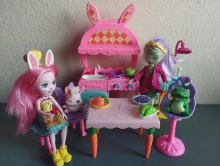 Lote Muñecas Enchantimals con Accesorios