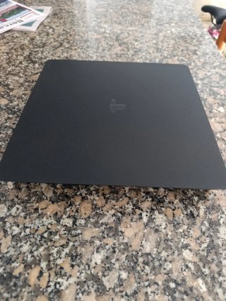 Consola PlayStation 4 (PS4) Slim Nera