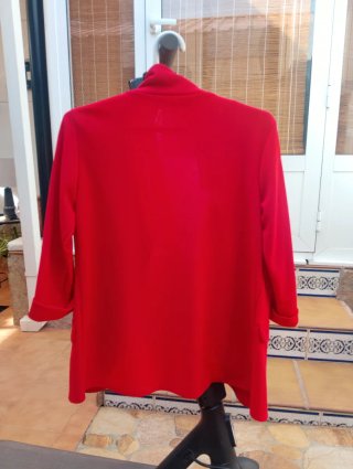 Chaqueta Roja Media Manga Talla S/M