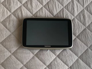 Navegador GPS TomTom GO Premium X y funda original