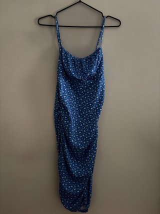 Vestido floral Shein azul y blanco