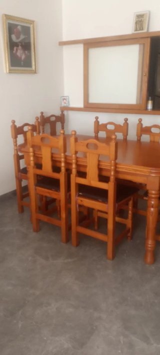 Mesa de Salón Extensible y 10 Sillas