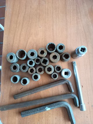 Set de herramientas manuales antiguo