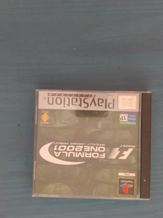 Consola PlayStation 1 (PS1) con 4 juegos