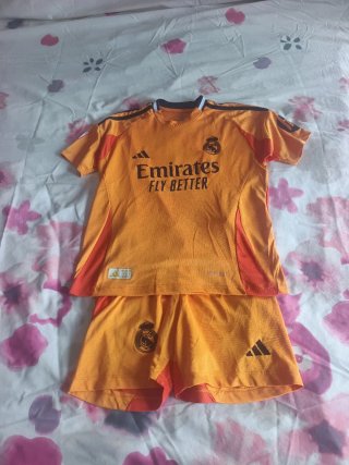 Conjunto Real Madrid Adidas Naranja