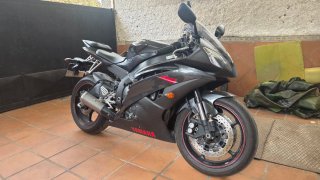Yamaha YZF-R6 2010. 22.760km. De serie. Llave roja