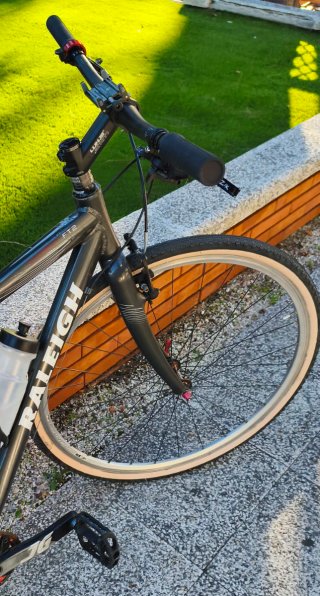 Bicicleta Raleigh Híbrida trekking Ruedas 700
