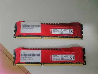 Memoria RAM HyperX 8GB DDR3 Roja