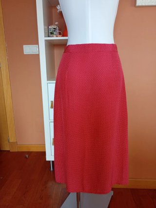 Falda larga roja de Mango