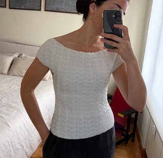 Top Zara escote Bardot blanco textura Talla S