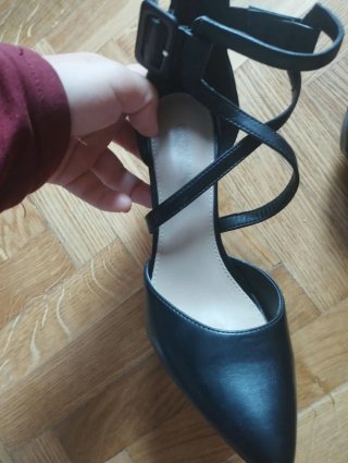 Zapatos de tacón negros