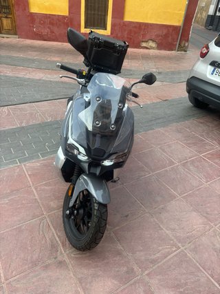 Motor Hispania Vario Gris - 4.806 km