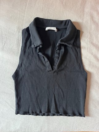 Top Pull&Bear negro cuello polo