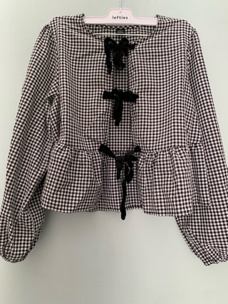 Blusa cuadros negros y blancos