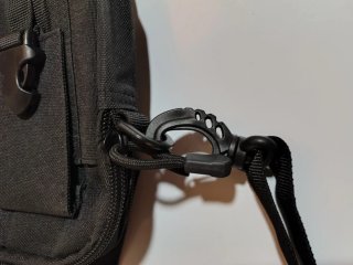 Bolso de cinturón negro