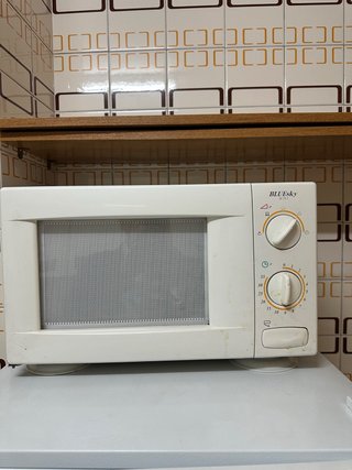 Microondas Bluesky Blanco