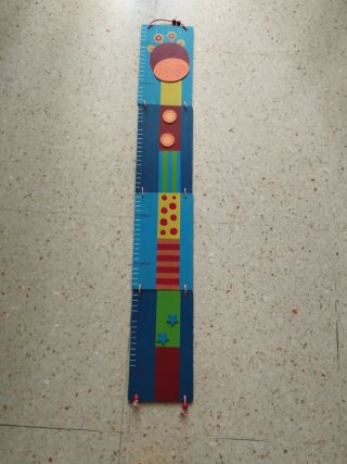 Medidor de altura infantil madera jirafa
