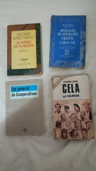 4 libros variados